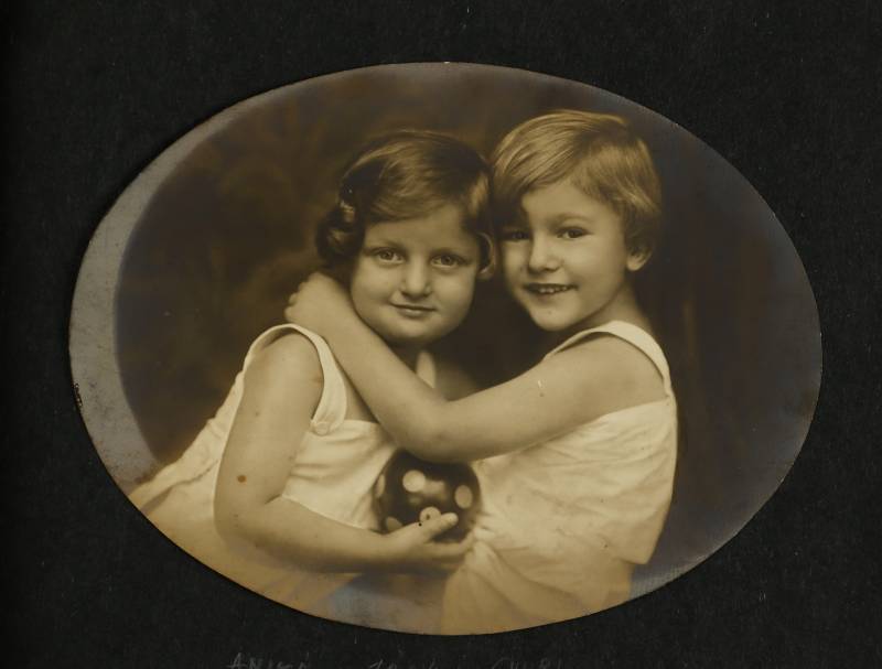 Szenes Hanna testvérével 1924-ben (Forrás: Szenes Hanna Archívum)